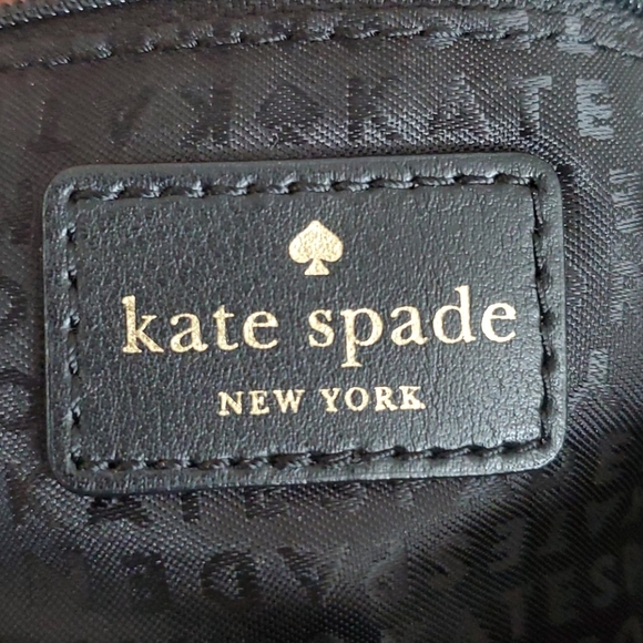 Black leather satchel with gold metal hardware - Picture 4 of 5